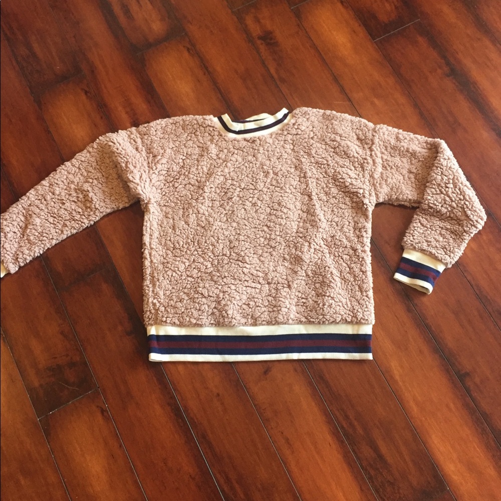 Soft fleecy sweatshirt